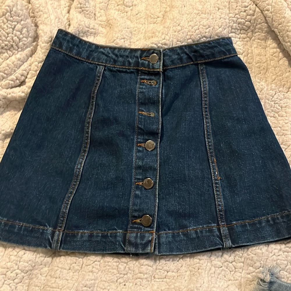 TOPSHOP A Line Jean Mini 
 (size 4 but more like size 2 in US sizing)